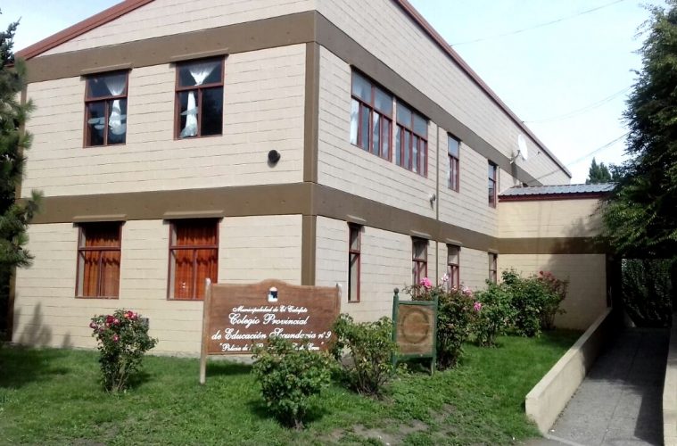 El COE Calafate pidió a la gobernadora que autorice los actos de colación presenciales