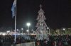 Una multitud acompañó el encendido del árbol de navidad que montó el municipio