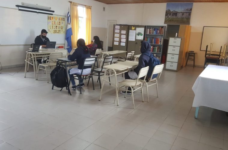 Dieron a conocer los porcentajes de presencialidad en 10 colegios secundarios del interior