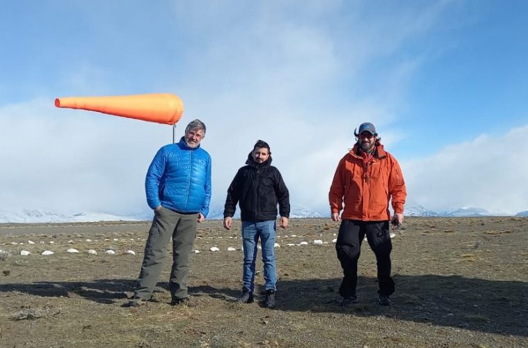 Charlas sobre la importancia de contar con el aeródromo público para fortalecer el sistema sanitario, el turismo y la lucha contra incendios forestales
