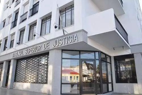 La Asociación de Abogados pidió al Tribunal Superior que garantice la publicación de las sentencias de Cámara