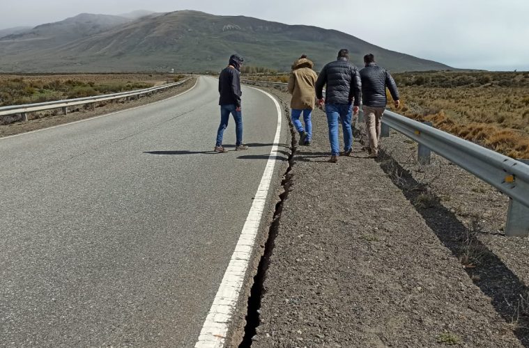 El detalle de los daños que causó el sismo en el puente del Centinela y la grieta en la ruta al glaciar: iniciarán las reparaciones sin cortar el tránsito