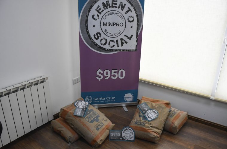 El Gobierno firmó un convenio con Cementera Pico Truncado que fija en $950 el precio de la bolsa