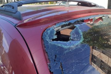 Enfrentamiento con piedras entre trabajadores de la Uocra provocó daños en autos, y locales lindantes y varios detenidos