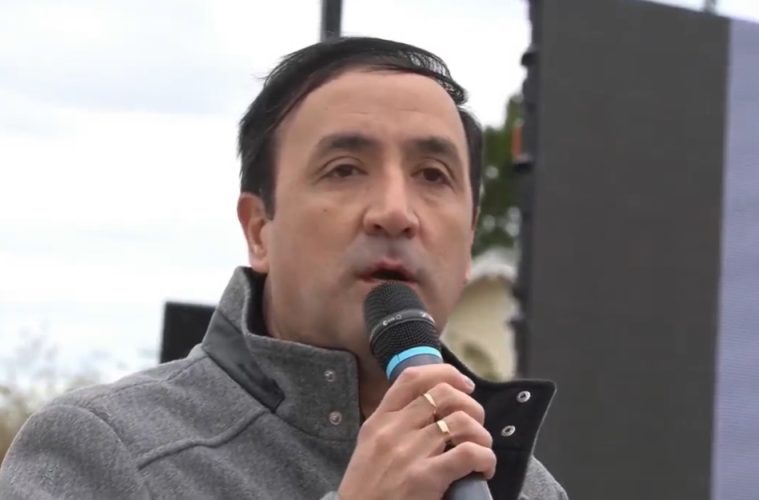 Ante el juez, el municipio se comprometió a brindar la documentación requerida por el abogado Stoessel