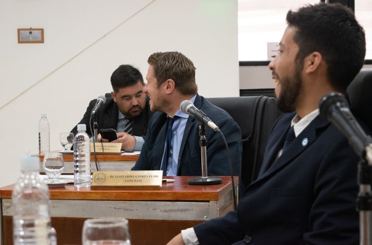 El oficialismo aprobó el blanqueo parcial de la deuda con las Cajas, pero dudan que a futuro el municipio pueda cumplir con los aportes