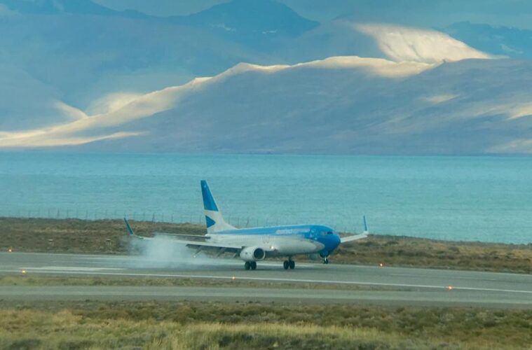 A partir del 04 de octubre Aerolíneas Argentinas reanuda los vuelos entre El Calafate y Bariloche